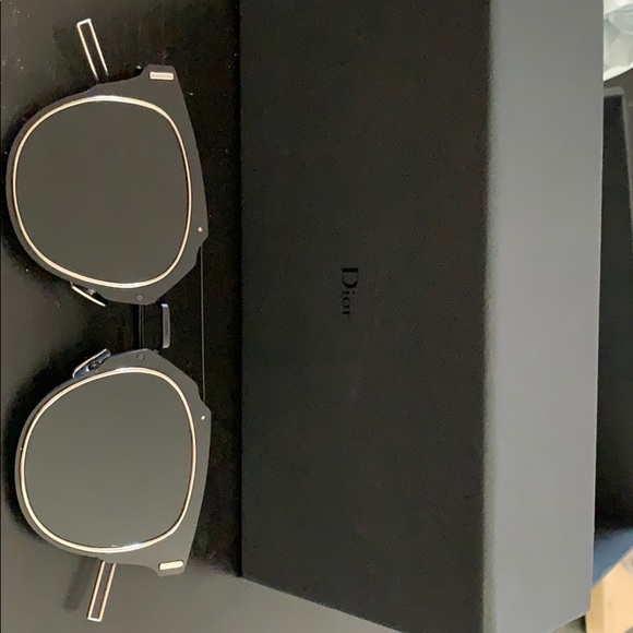 Authentic Christian Dior sunglasess - Picture 2 of 4